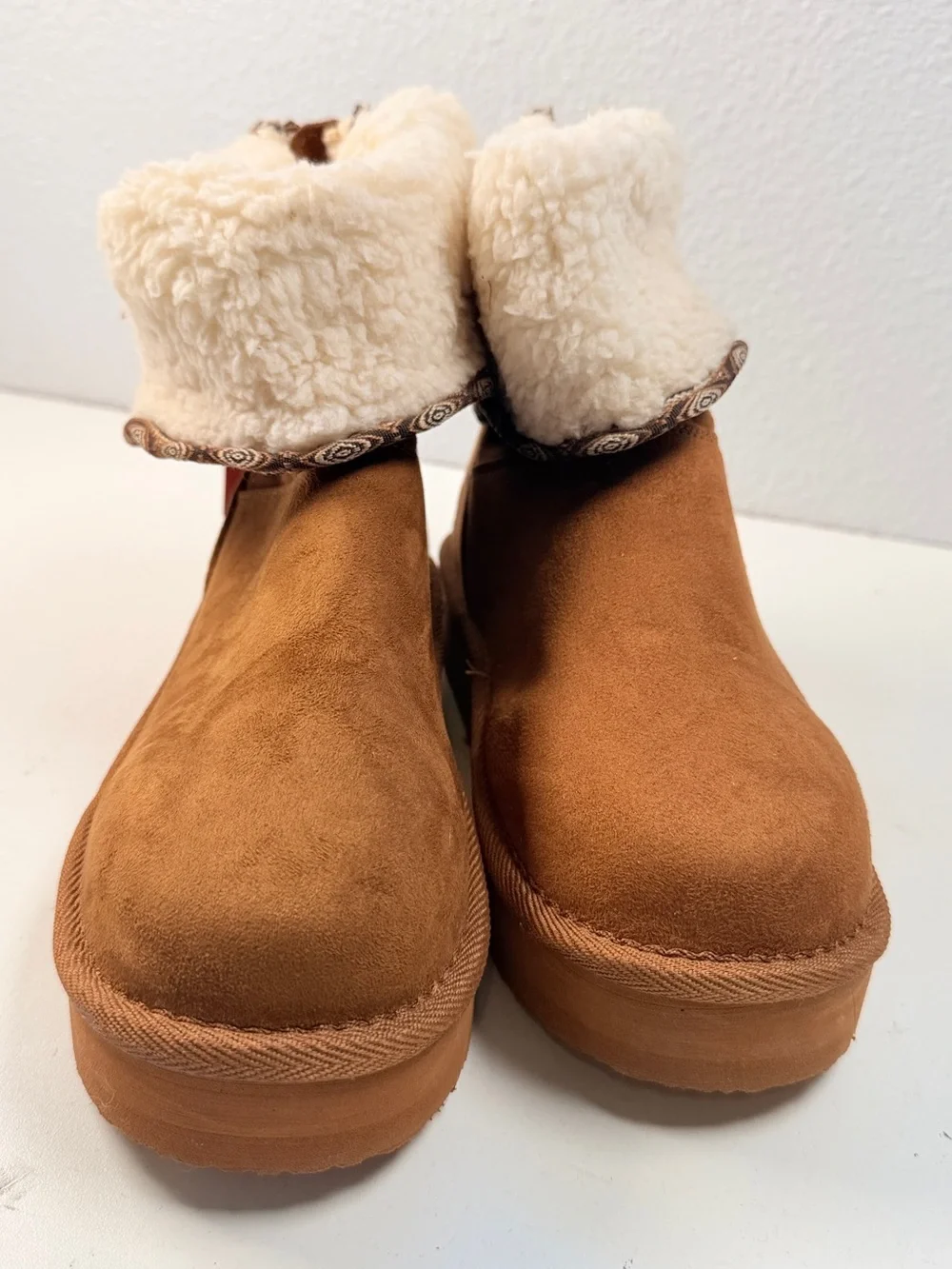 MUK LUKS Essentials Platform Ankle Boots Chestnut Faux Fur Fold Over Womens 8